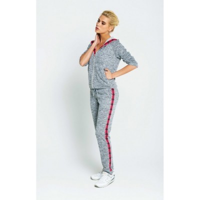 SWEAT SUIT WITH SHAKER PATTERN
